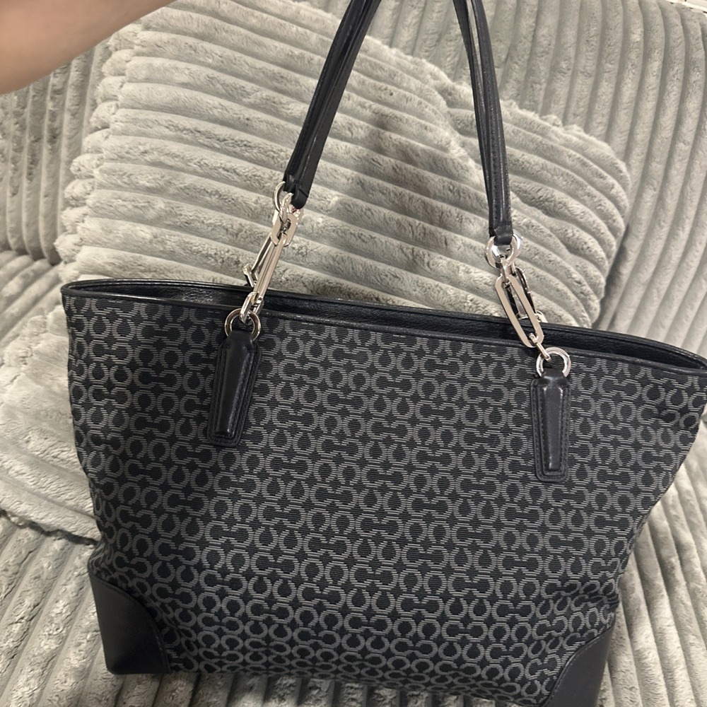 VTG Coach Madison Black OpArt Needlepoint 26767 Tote Shoulder Bag Purse Handbag - Picture 3 of 16